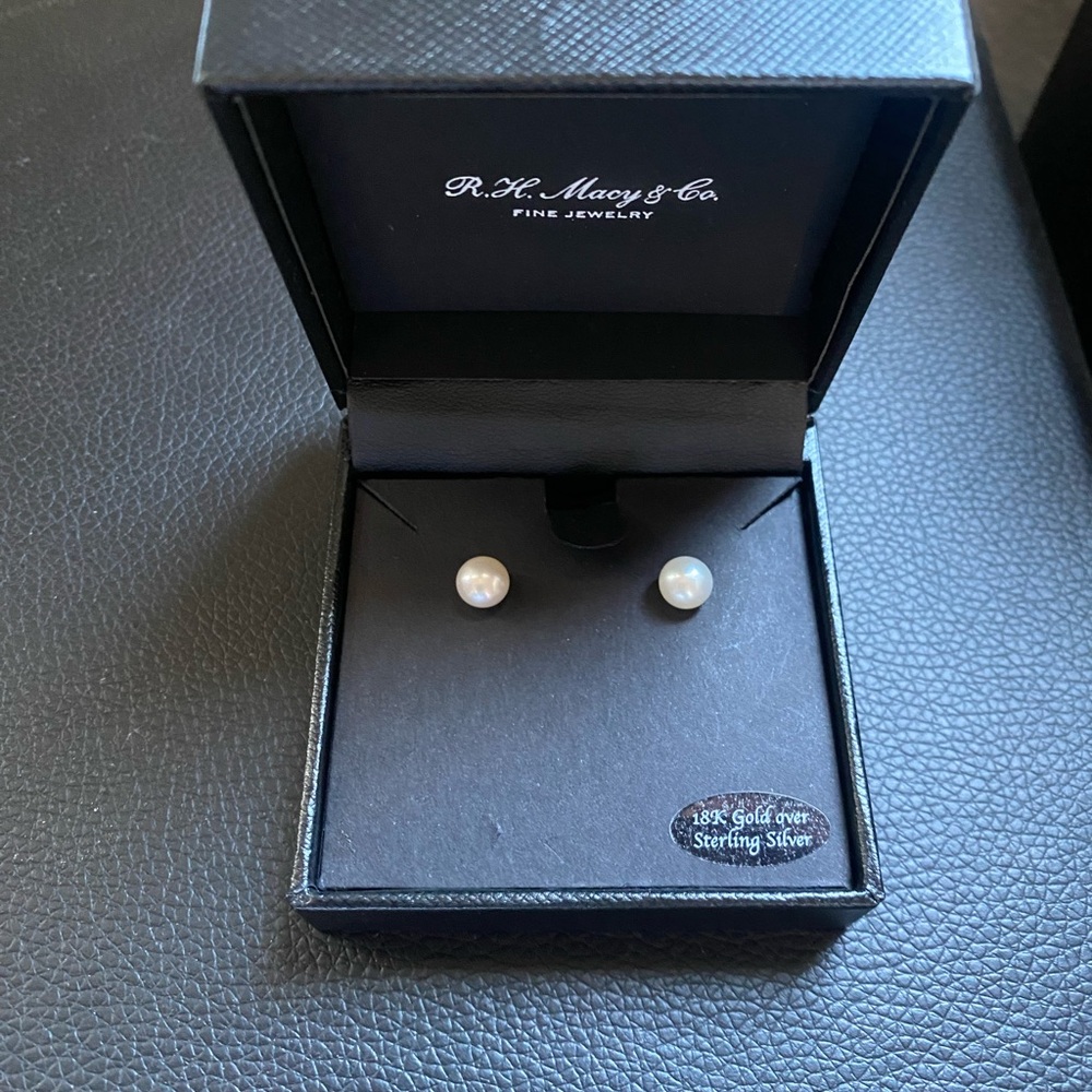 Pearl Stud Earrings